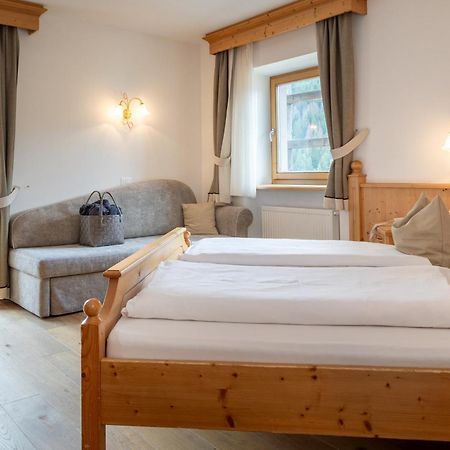 Hotel Luech Da Pcei San Cassiano  Esterno foto