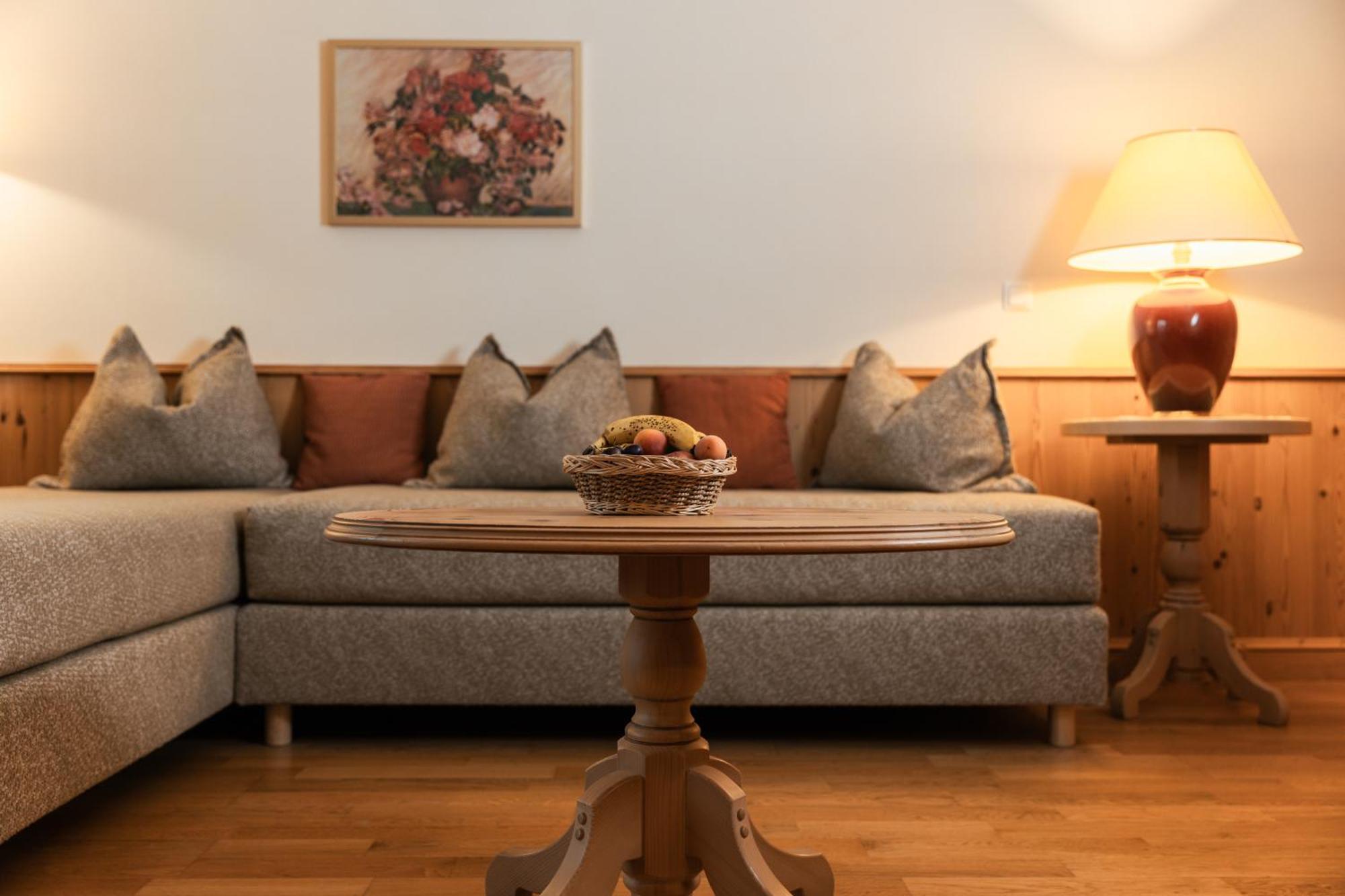 Hotel Luech Da Pcei San Cassiano  Esterno foto