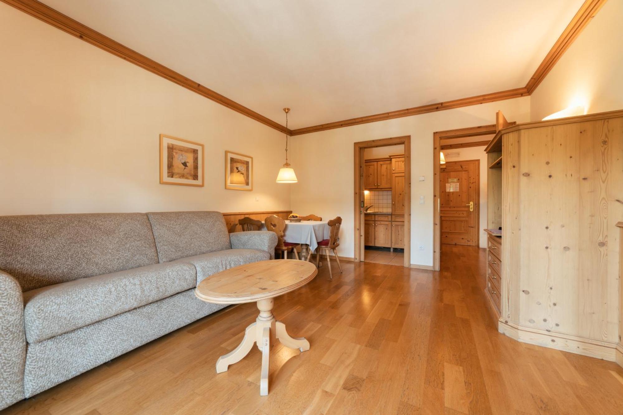 Hotel Luech Da Pcei San Cassiano  Esterno foto